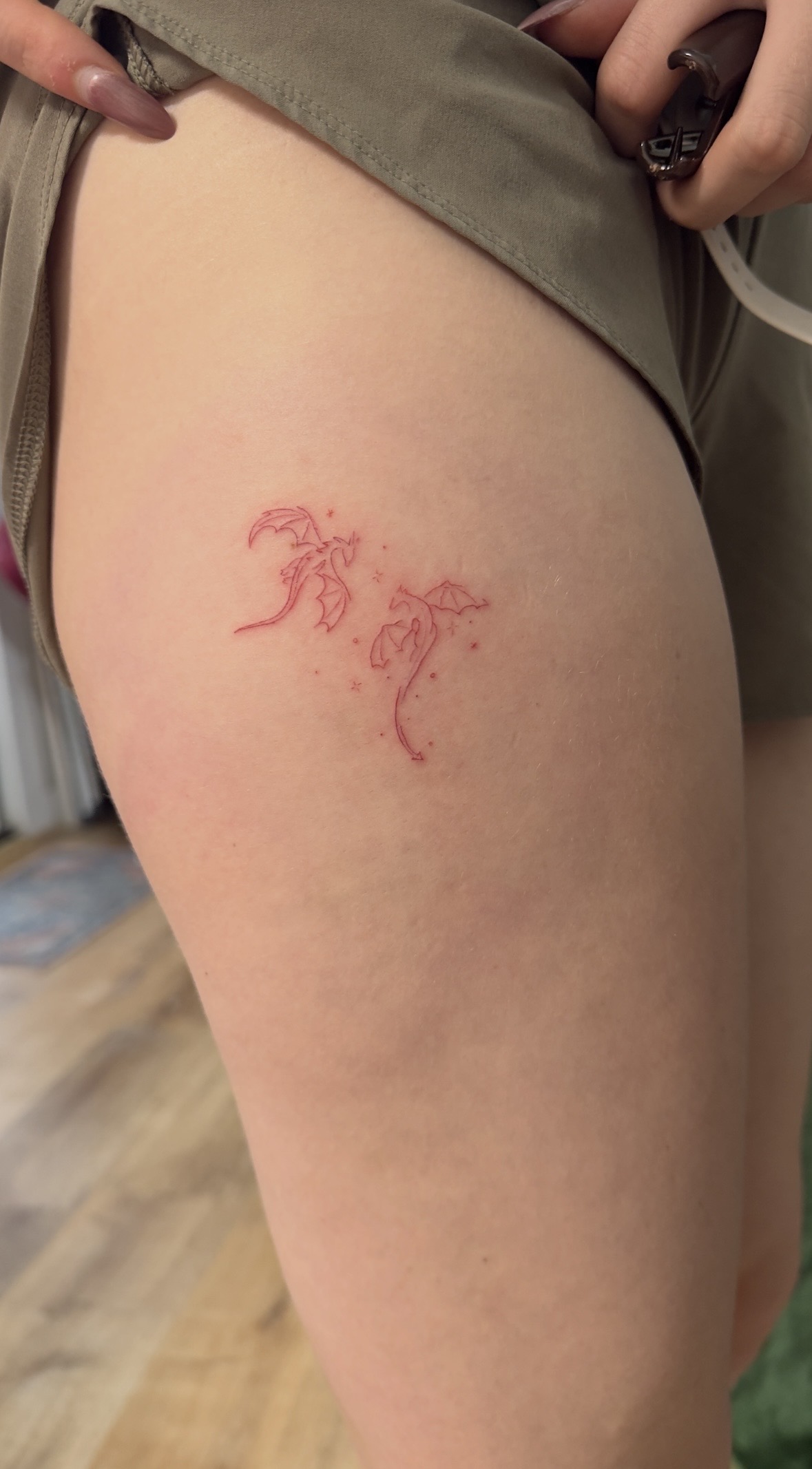 fine-line — thigh