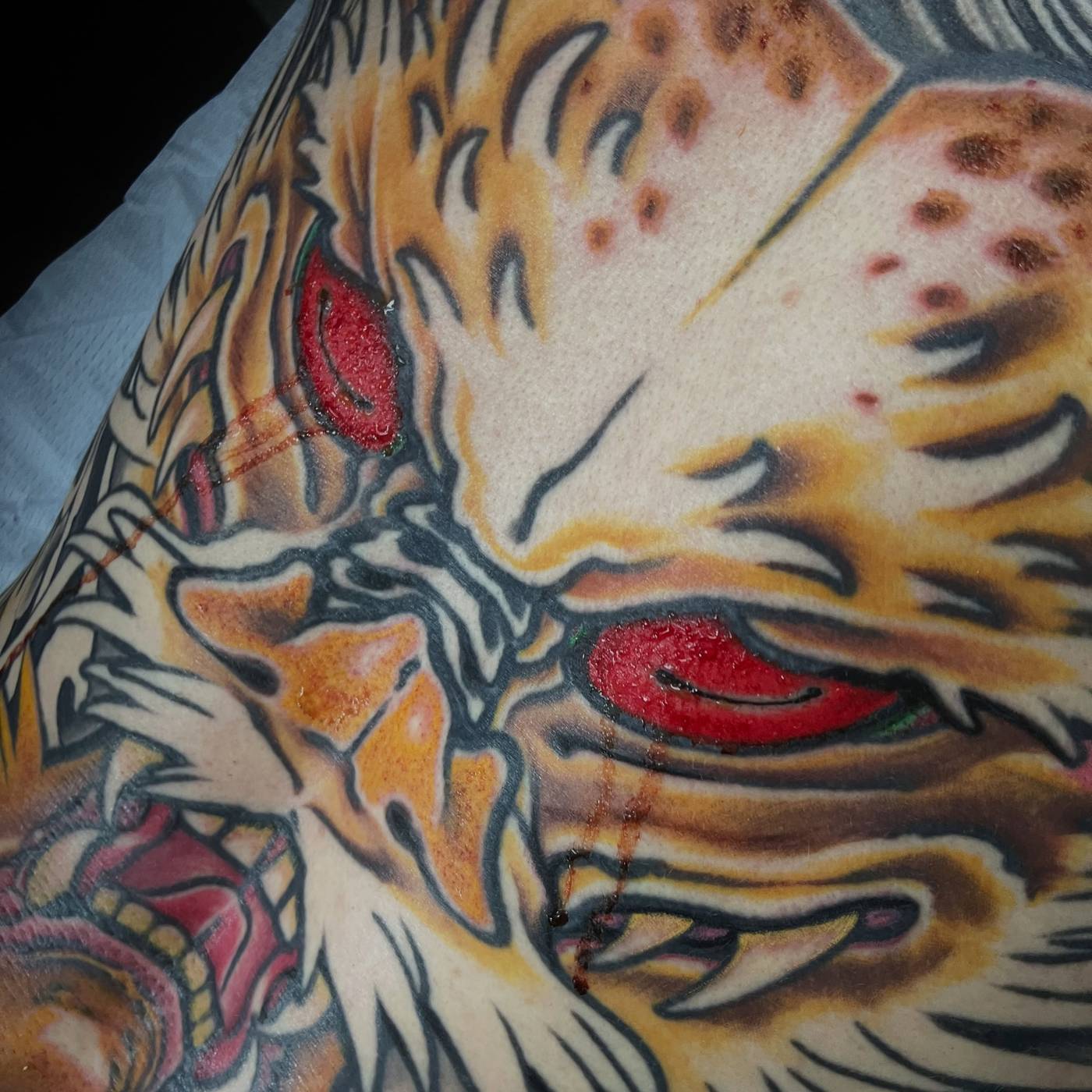 neo-traditional — thigh