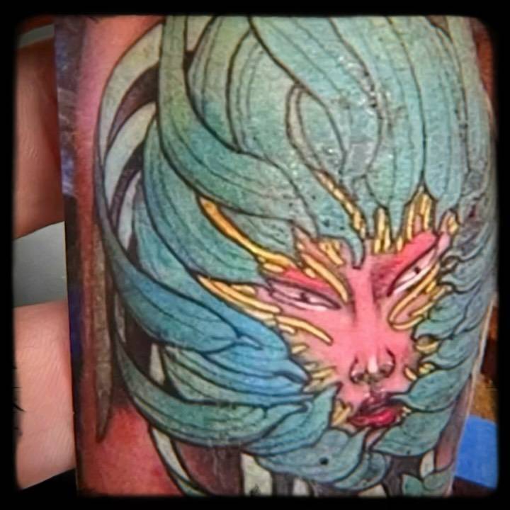 neo-traditional — upper-arm